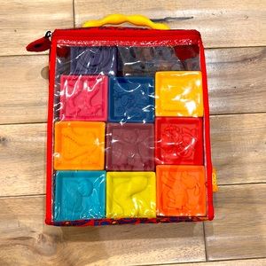 B. toys by Battat Baby Blocks – Stacking & Building Toys for Babies